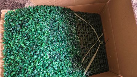 Panels 20" x 20" artificial grass wall