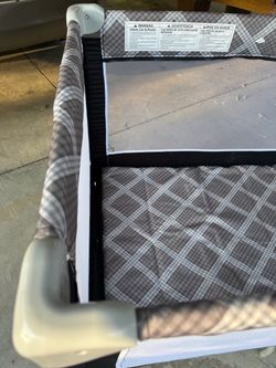 Baby crib portátil