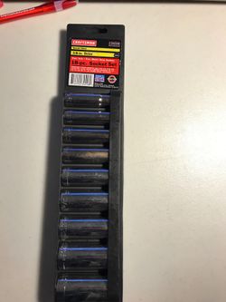 18 pc deep socket set / brand new
