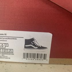 Brand New Youth Size 7 Vans High tops