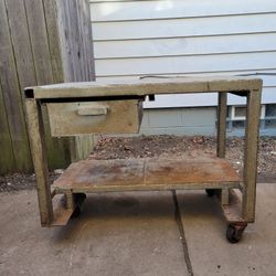 WELDING WORKBENCH 