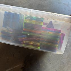 Magnetic Blocks