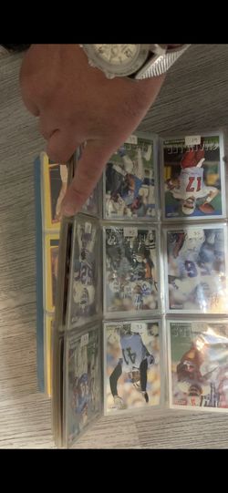 Vintage Cards/Collectibles 