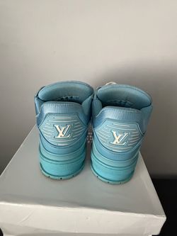 Used lv sneakers