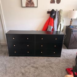 Kids dresser
