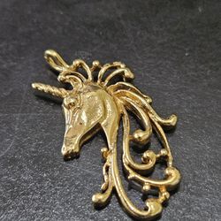 18k Gold Pendant Unicorn 3.3 Grams Yellow Genuine TESTED 100% 18k Jewelry Necklace Locket Bullion  Vintage Ring Bracelet