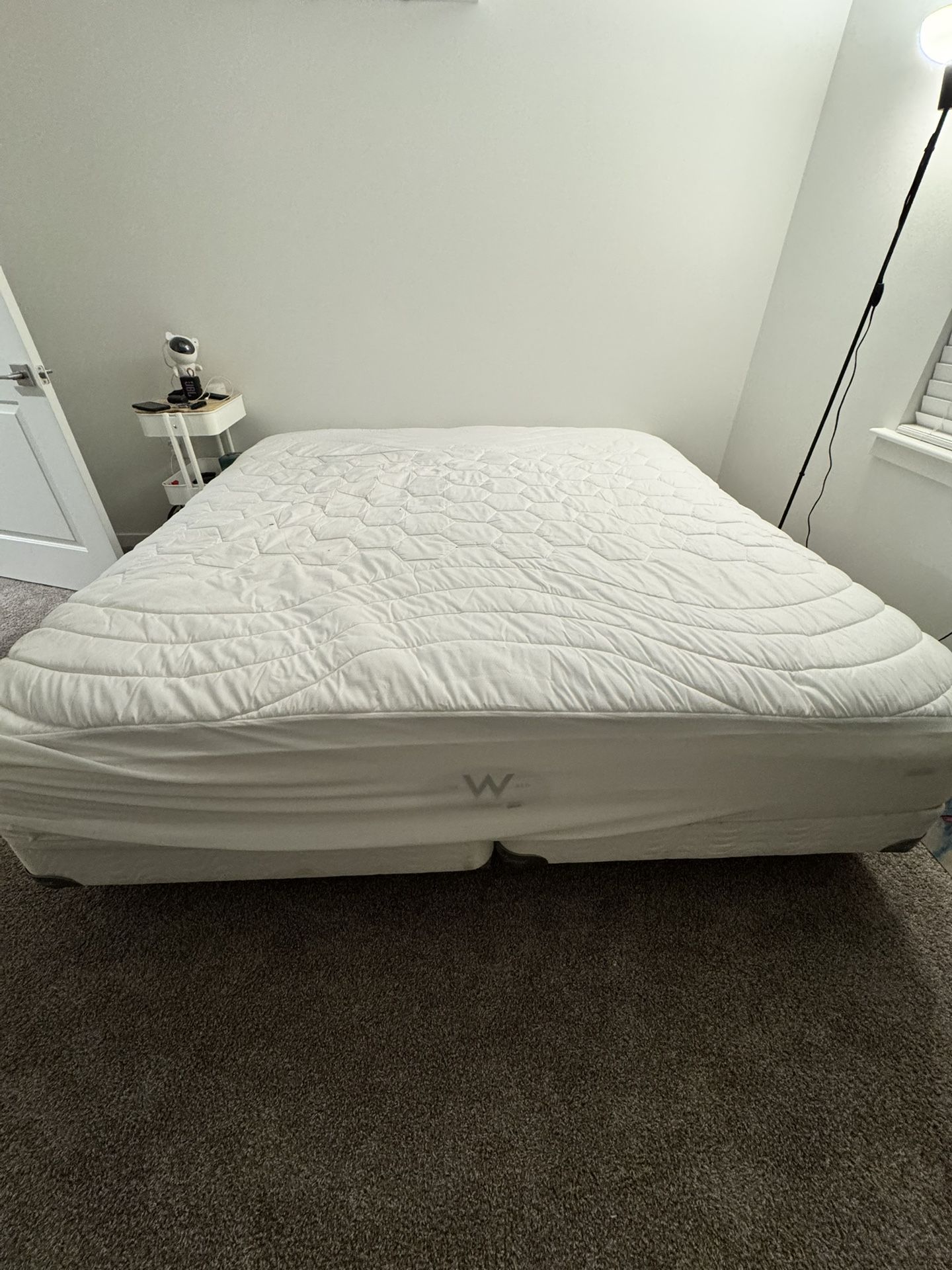 King Mattress - The W Bed