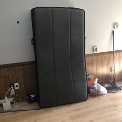 Twin Size Bed 