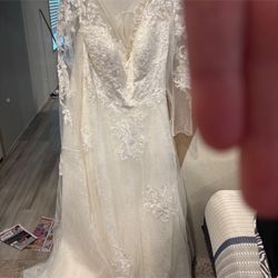 Oleg Cassini Wedding Dress