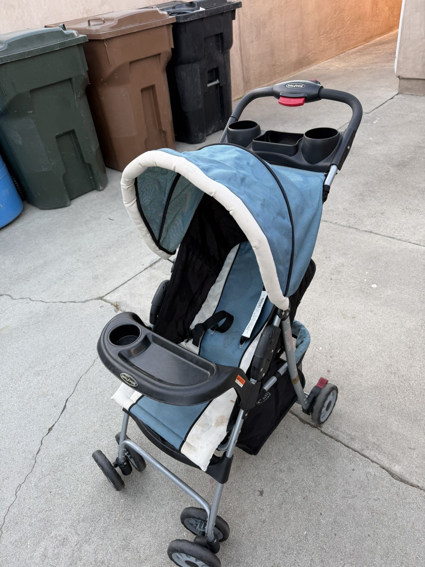 Stroller 