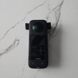 Insta360 3x