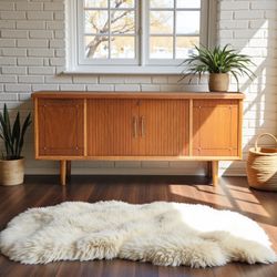 ✨ Vintage Lane Sweetheart Cedar Chest – Multi-Use TV Stand, Credenza & Storage Chest ✨