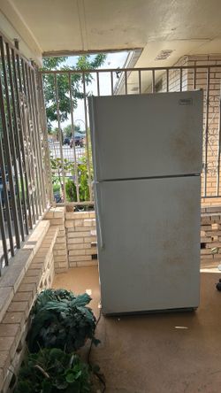 Working fridge 90