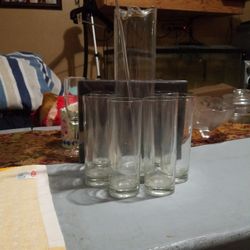 8 PC. Glass Pitcher And Tumbler Set (Mix Drinks)