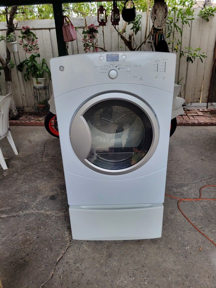 General Electry gas dryer $175.00