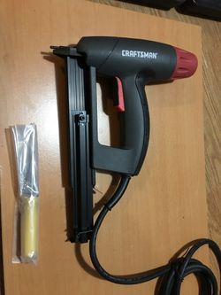 Craftsman 27233 15 amp Electric Brad Nailer for Sale in Warrenton