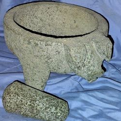 Pig Molcajete