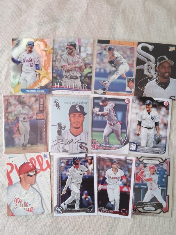 BASEBALL CARDS