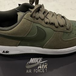 Nike Air Force 1 ‘07 LV8