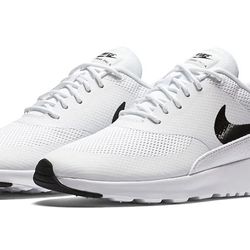 Brand New Nike Air Max Thea Sneakers - Women’s Size 6  White/Black 