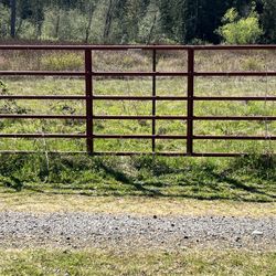 (30) Tarter 5ft H by 12ft L red fence panels