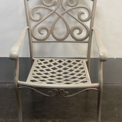 Gardens Treasures Antique White Bronze Outdoor Furniture Chair 