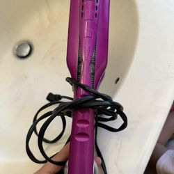 TIGI hair Straightener 