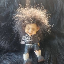 Trola Figure