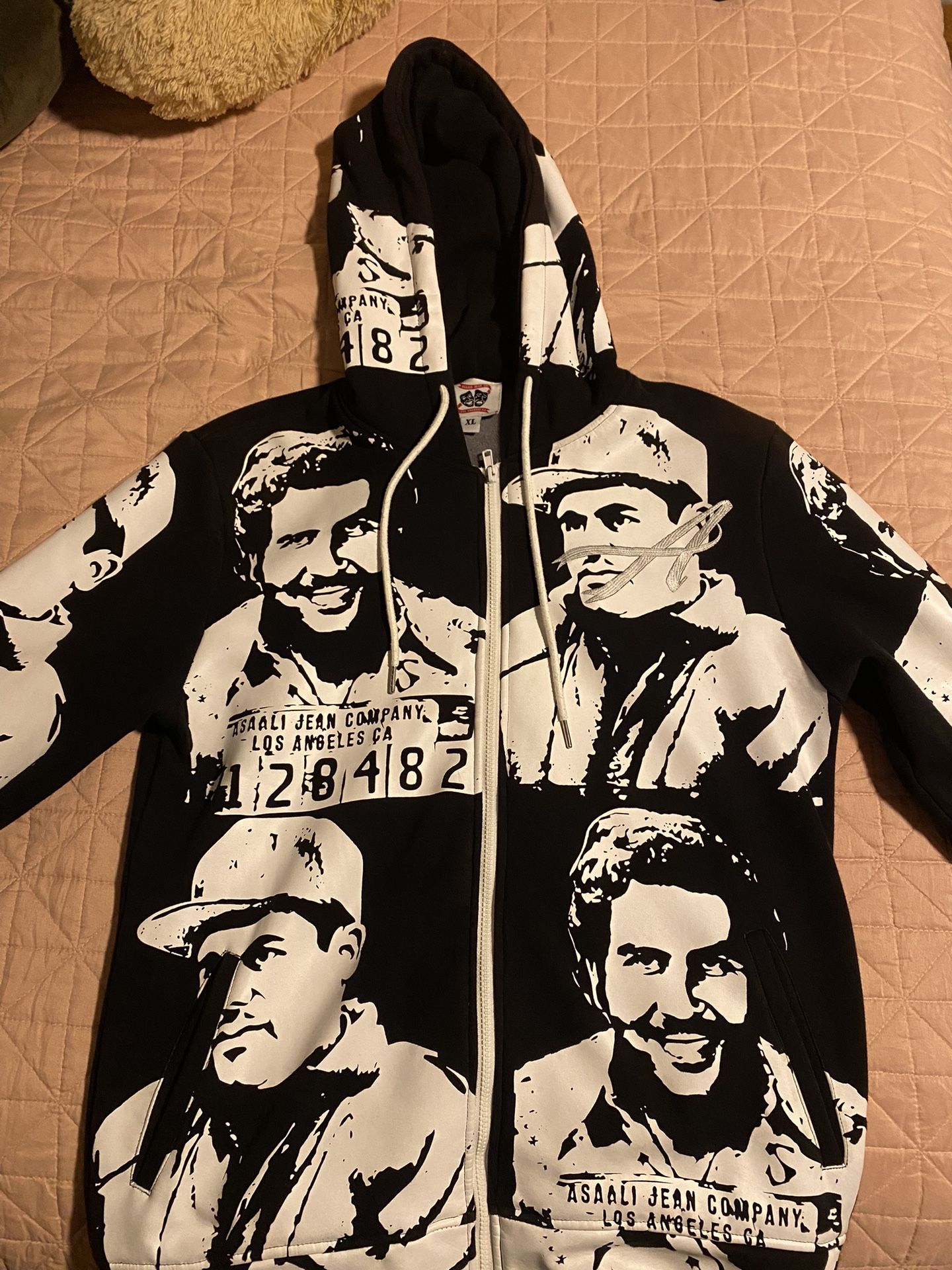 assali hoodie
