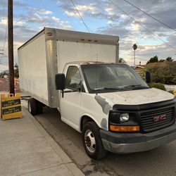 GMC Savana Box Truck