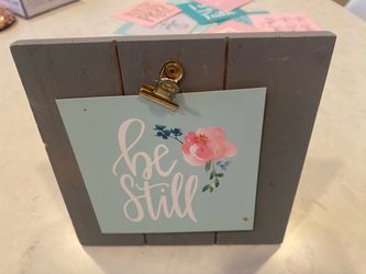 Rustic Wood Clip Frame with Biblical Cards
