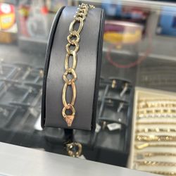 Yellow Gold Fig Link Bracelet 