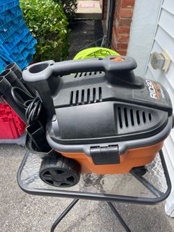 Slightly used rigid, vacuum, wet dry Slightly used rigid, vacuum, wet dry