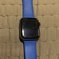 Apple Watch Series SE 44mm 