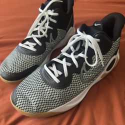Nike KD Trey 5 IX Size 13 Shoes - Rarely Worn