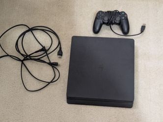 PlayStation 4 Slim /1TB