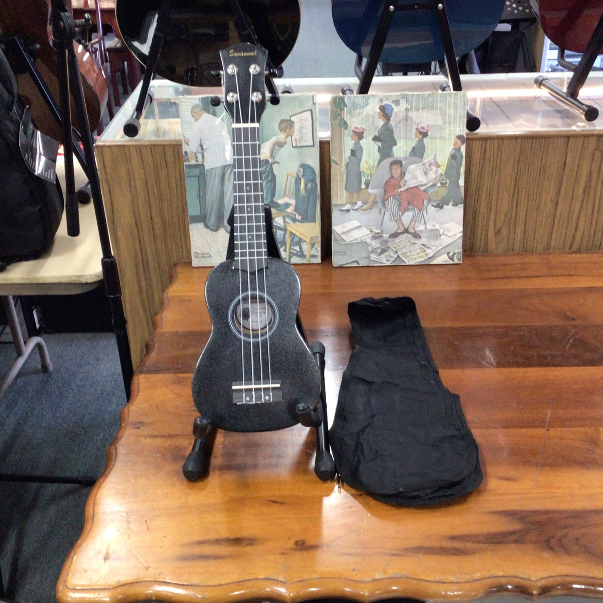 Savannah soprano ukulele deals
