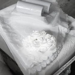 Wedding Package : Table Cover & Decorations Bride&Groom Crystal Glasses.