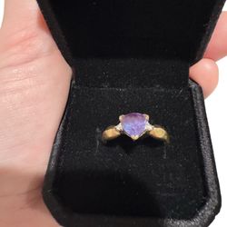 Vintage 10kt Gold- Lavender OPAL Fire Ethiopian Ring (Size 8) 