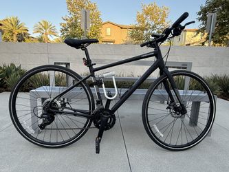 2021 Cannondale Quick 5 Hybrid Bike – Men’s or Women’s – Excellent Condition-Accessories Included