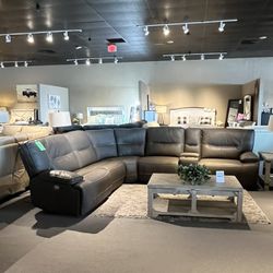 6pc Power Reclining Sectional 