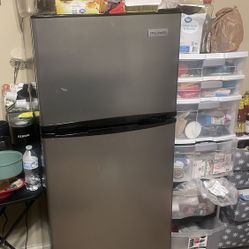 Large Mini Fridge / Compact Refrigerator – Must Go by June 25!
