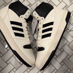 Brand New Adidas Mid 5Y/6W