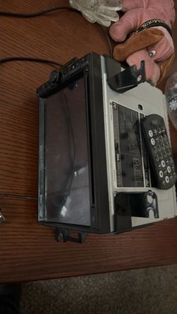 Car radio boss with remote