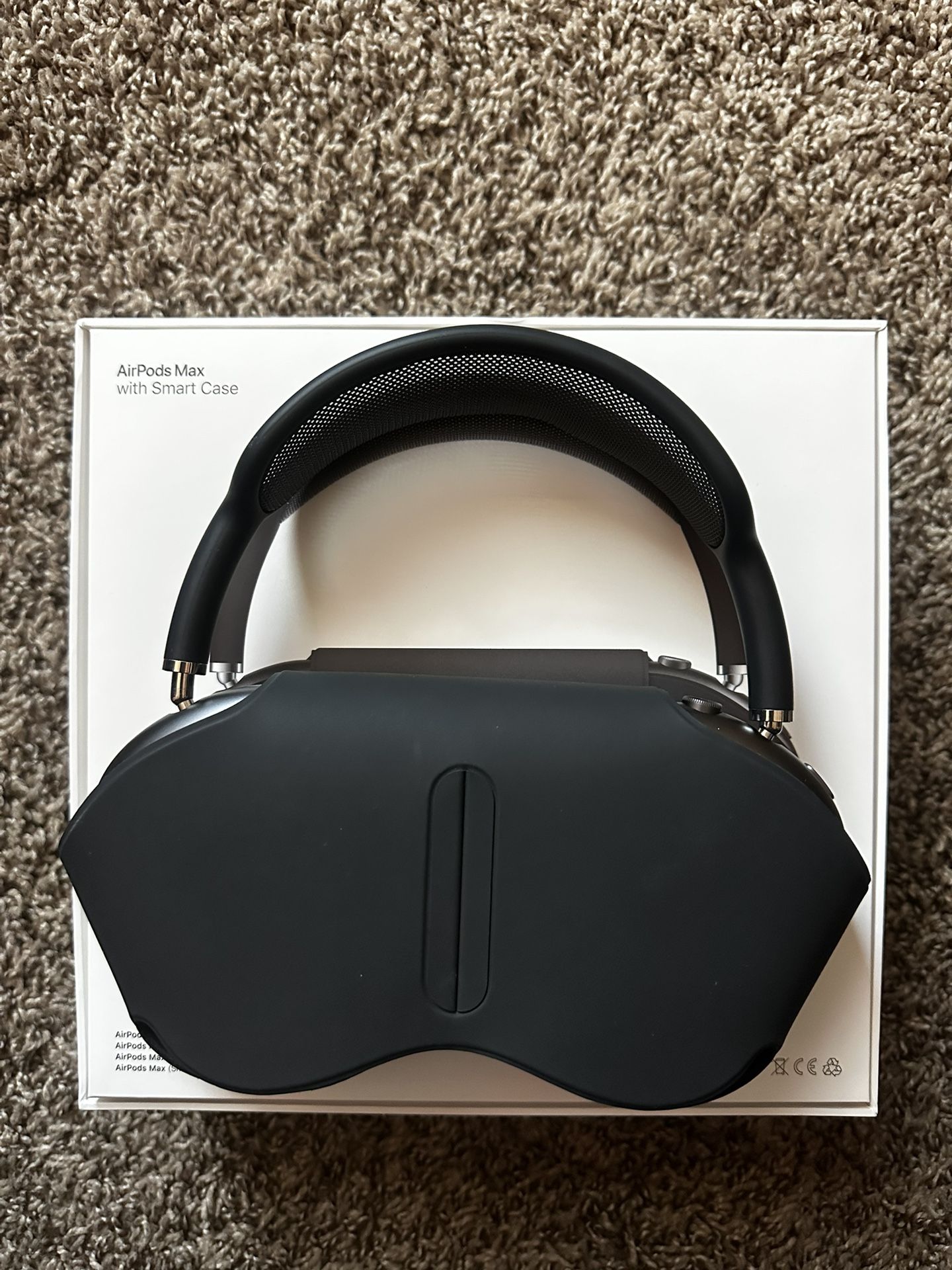 Apple Air Max Headphones 1