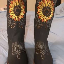 Sunflower Boots Size 10