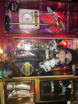 Rainbow High Special Edition Includes Accessories Brand New