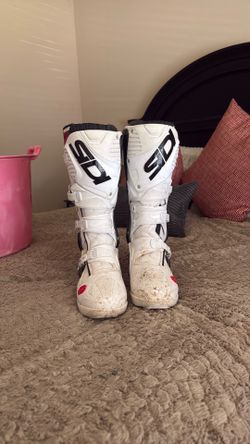 Sidi cross fire 3’s motoboots