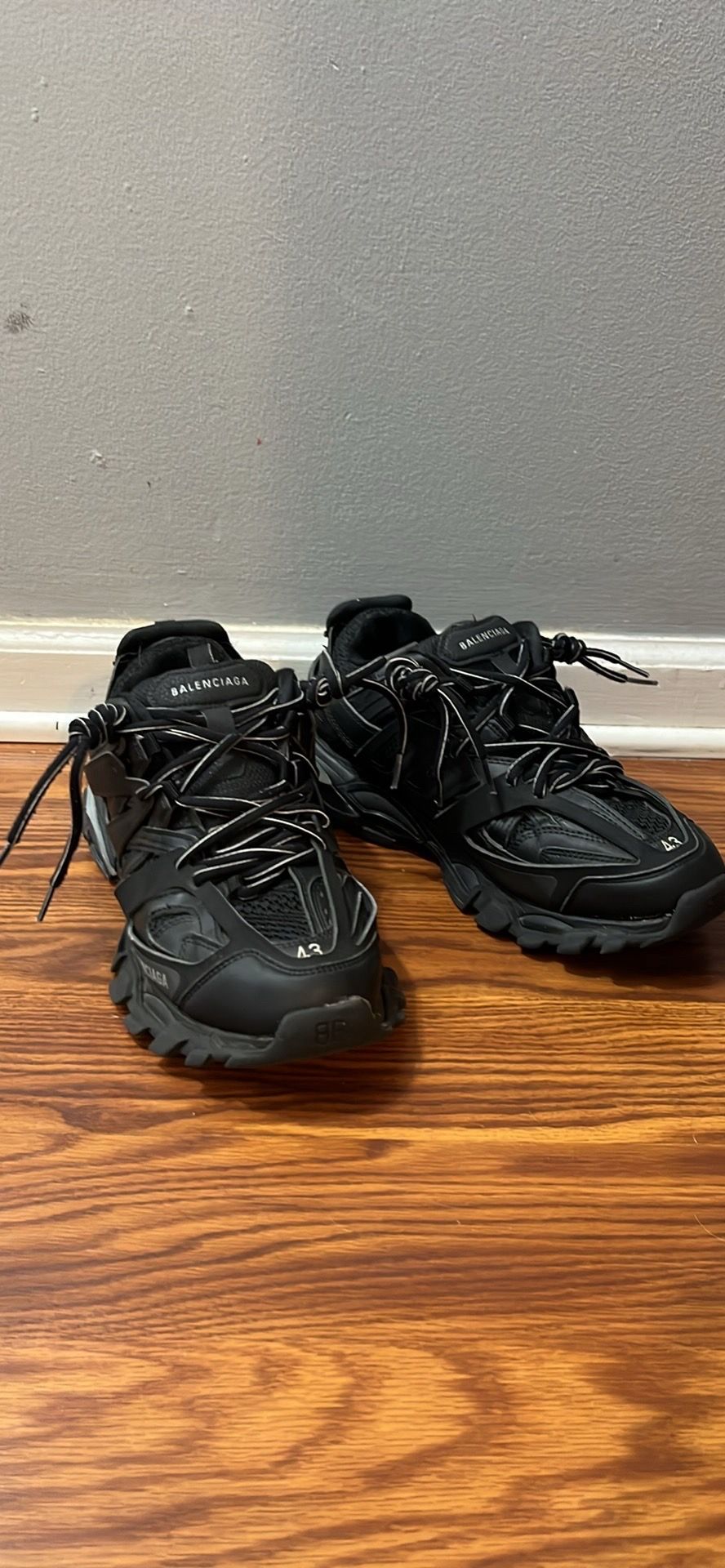 Balenciaga Tracks size 43/10