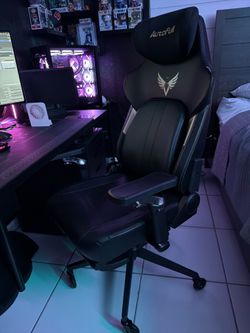 Gaming chair